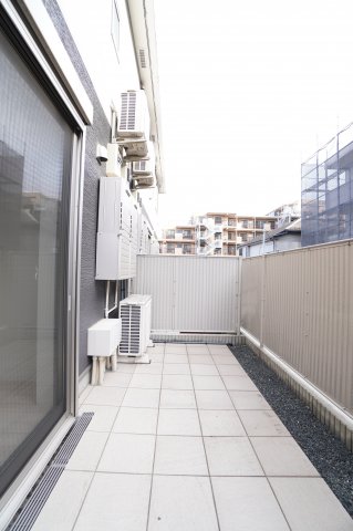 バルコニー　※同物件・同タイプの写真です。