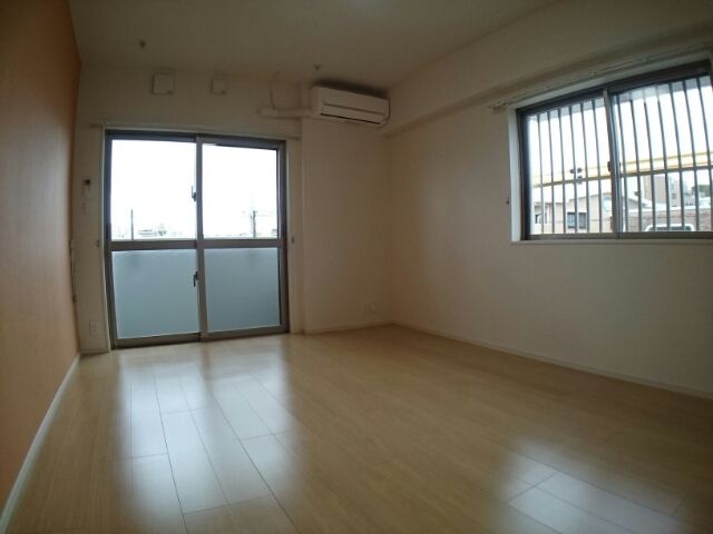 1K Mansion in Naha, Okinawa — photo 3 of 3
