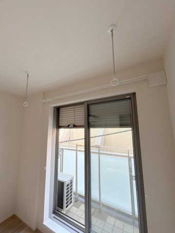 その他設備　★防犯シャッター　室内物干しフック★