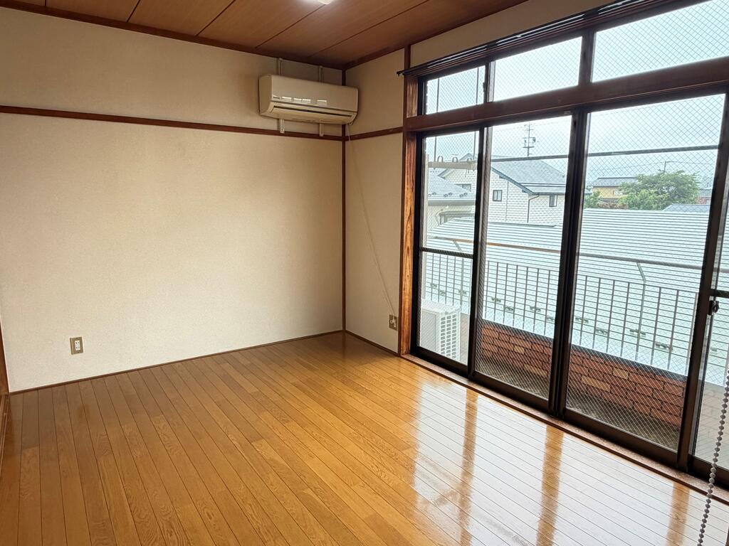 アーバンライフの居間写真
