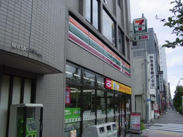 コンビニ　セブンイレブン（コンビニ）まで10m
