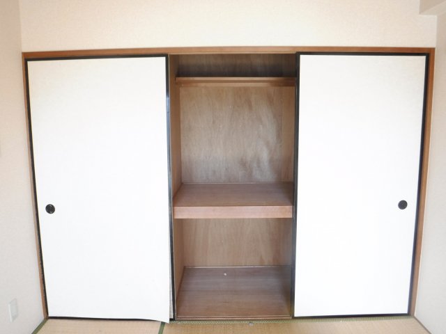 収納　他のお部屋の参考写真となります。