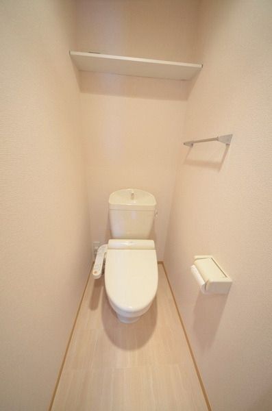 トイレ　★お部屋探しは株式会社タウンハウジング東京まで★