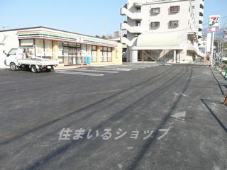 コンビニ　セブンイレブン落合1丁目店（コンビニ）まで580m