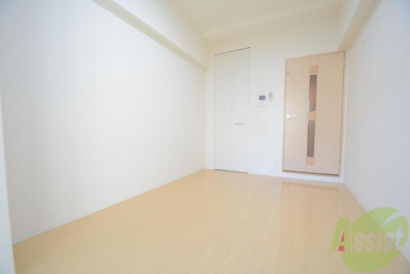その他部屋・スペース　窓があるので風通しが良く、快適な睡眠がとれそうですね。