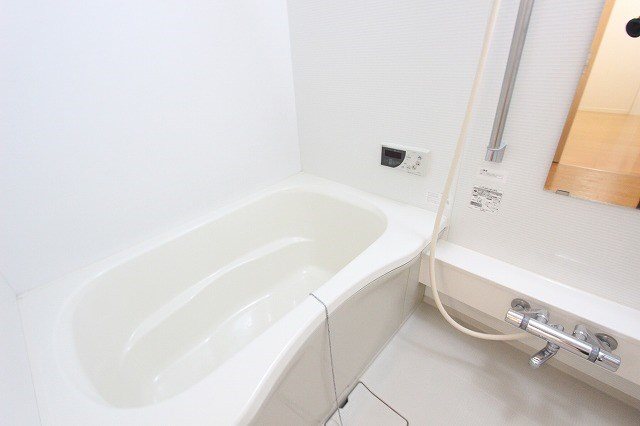 バス・シャワールーム　別部屋参照写真