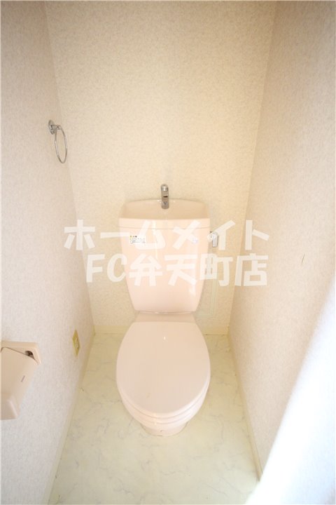 トイレ　落ち着いたトイレです