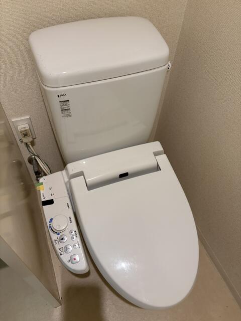 トイレ　同タイプ別部屋です。