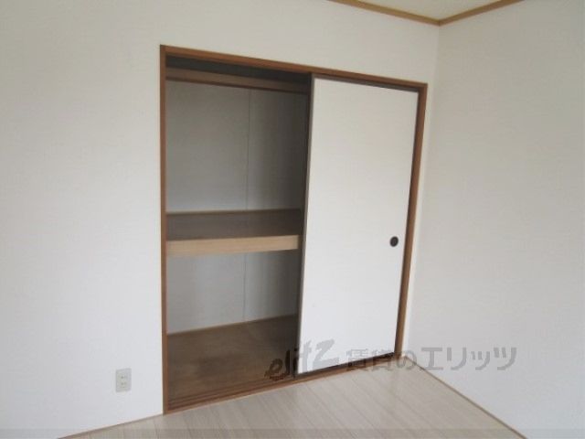 プチハイム高西の内装写真