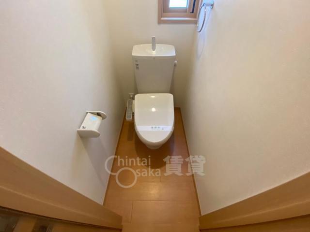 阪急宝塚線 曽根駅 徒歩7分 2階建 築9年のトイレ写真