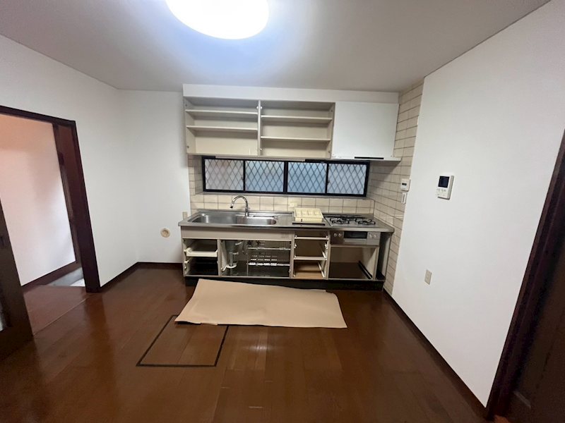 キッチン　原状回復工事中