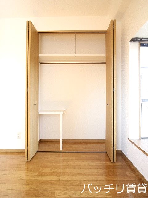 収納　同シリーズ写真のため、現況を優先します。