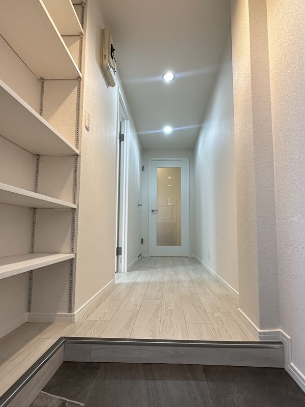 玄関　シンプルで使いやすい玄関です