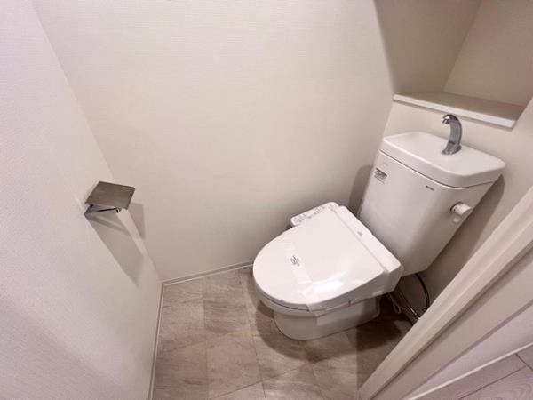 トイレ　落ち着いたトイレです