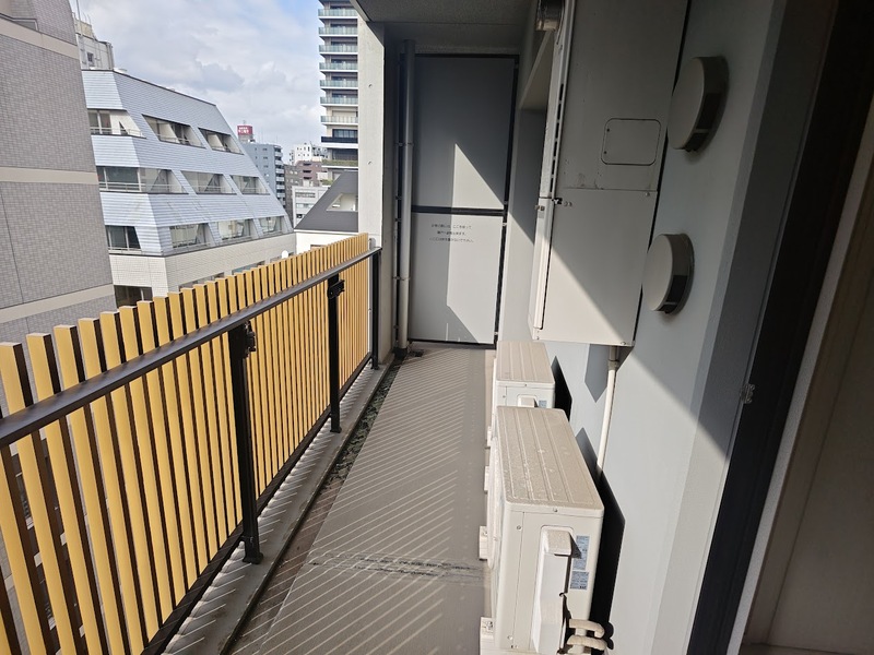 バルコニー