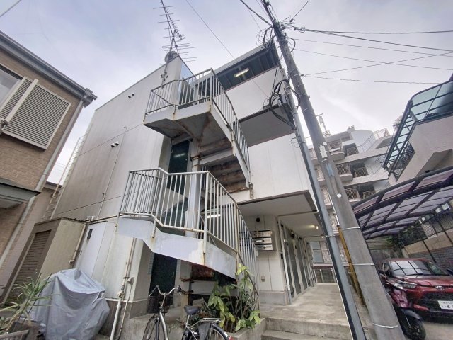 建物外観　こちらが外観です♪