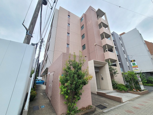 建物外観　★ＲＣ造６階建てマンション！外観です★