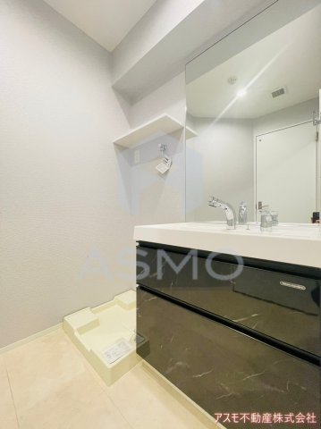 洗面設備　同マンション別部屋　参考写真
