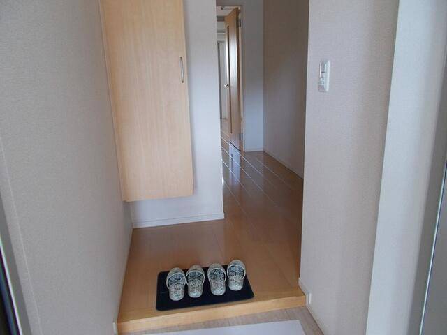 玄関　玄関収納あります