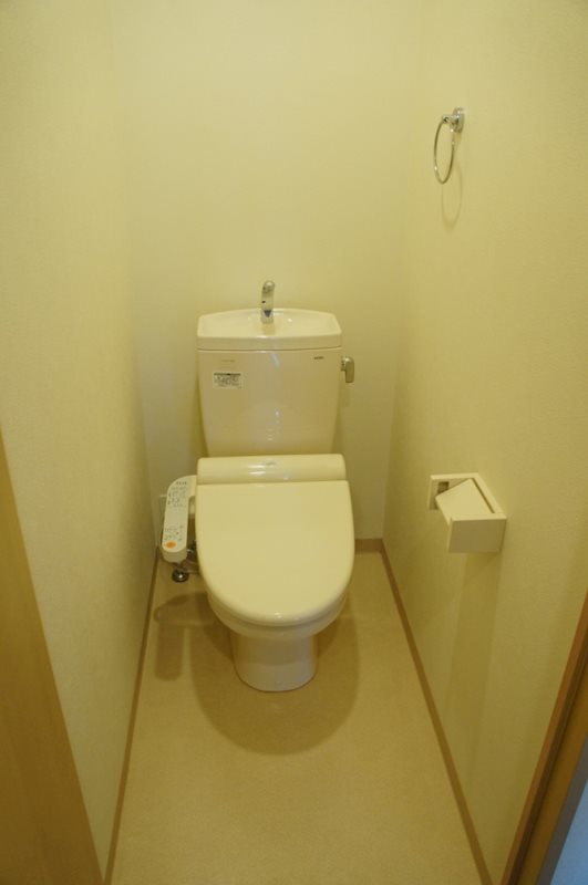 コモドレジデンスIIのトイレ写真