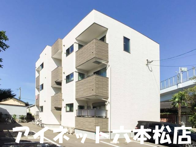 建物外観　最寄り駅徒歩7分圏内の人気デザイナーズアパート