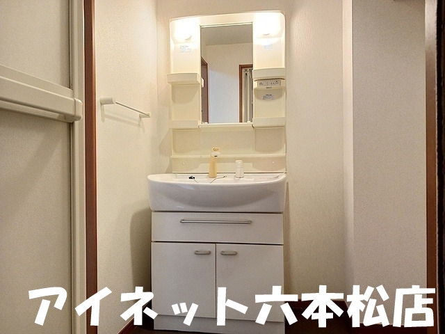 地下鉄七隈線 次郎丸駅 徒歩26分 3階建 築21年の内装写真