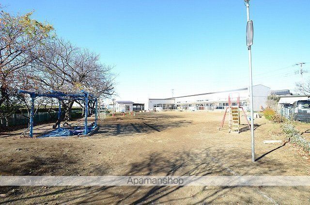 幼稚園・保育園　古新田保育所（幼稚園・保育園）まで558m