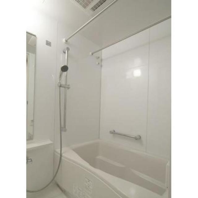 バス・シャワールーム　※写真は同タイプ住戸です。