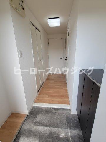 大阪モノレール本線 少路駅 徒歩9分 4階建 築38年の玄関写真