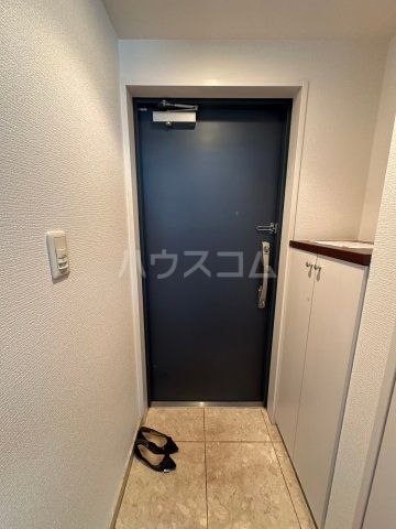 ジュネーゼグラン天満の玄関写真