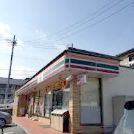 コンビニ　セブンイレブン名古屋神村町2丁目店（コンビニ）まで240m