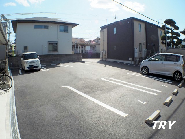 駐車場　敷地内駐車場