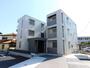 建物外観　エントランス側から撮影