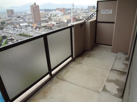 バルコニー　ベランダ