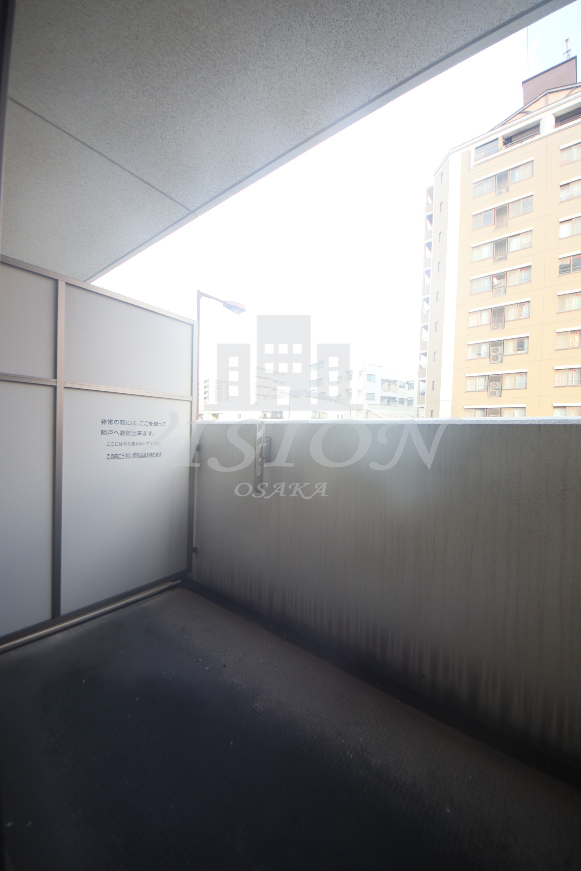 バルコニー　別タイプのお部屋の写真になります。