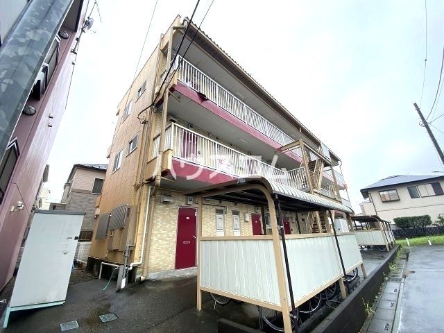 浅間コーポの建物外観