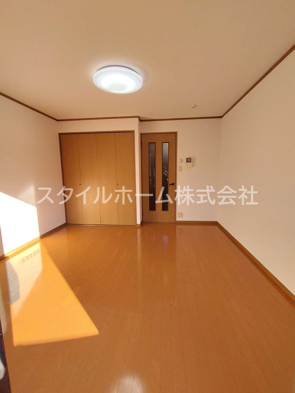 居室・リビング　別部屋写真です。