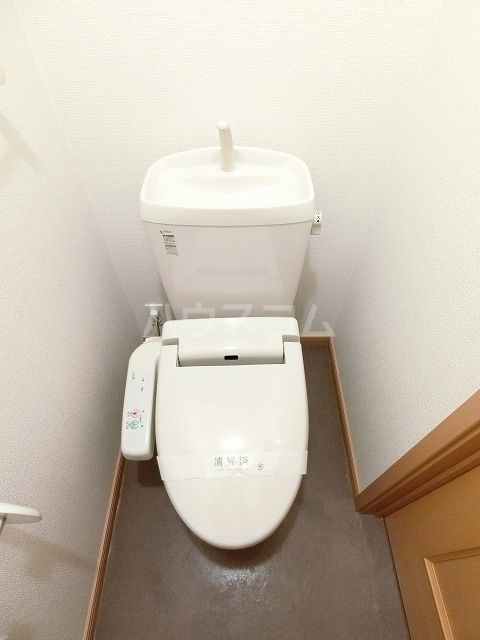 【桐生市新里町小林のアパートのトイレ】