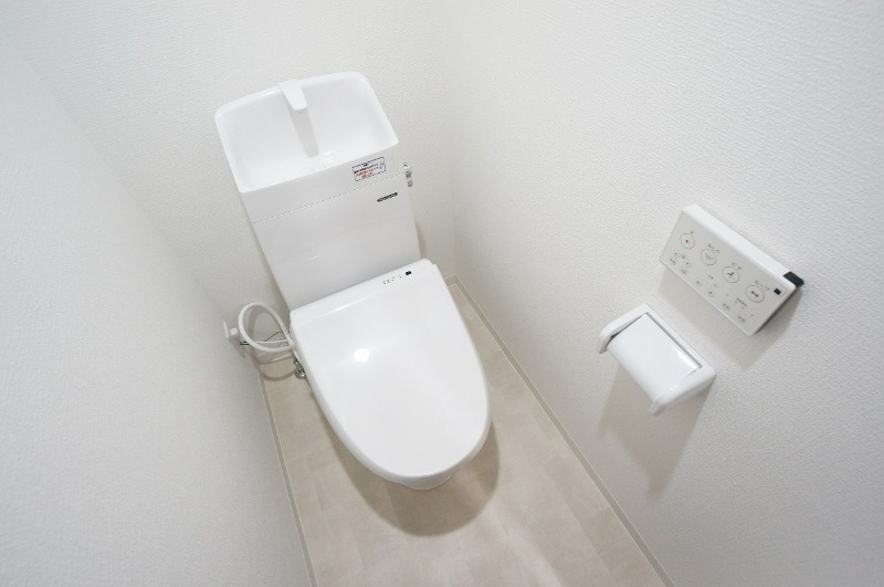 【H-maison平野IIのトイレ】