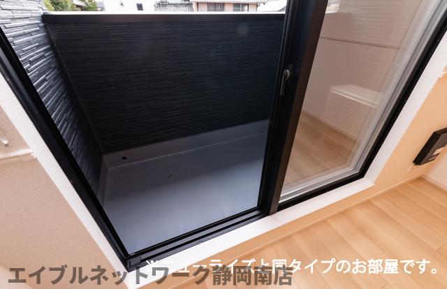 バルコニー　イメージ