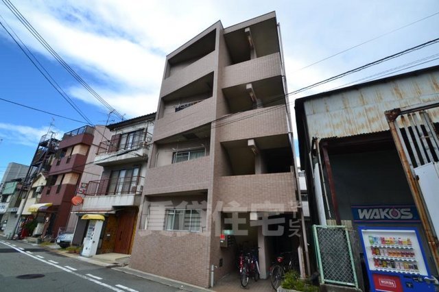 尼崎市尾浜町のマンションの建物外観