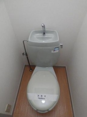 トイレ　バストイレ別