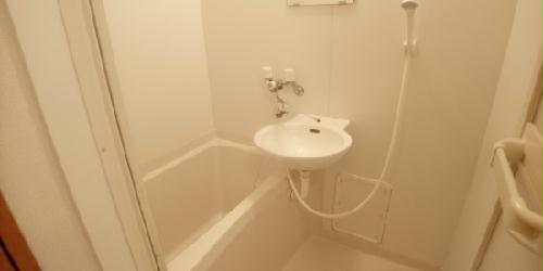 バス・シャワールーム　設備・使用は号室により異なる為、現況を優先致します。