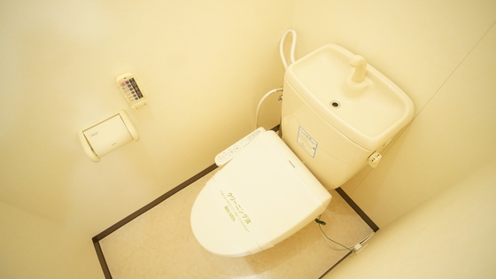 トイレ　シャワー付きトイレ