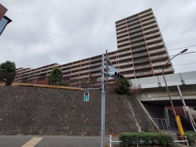 東京都多摩市鶴牧１（マンション）の賃貸物件の外観