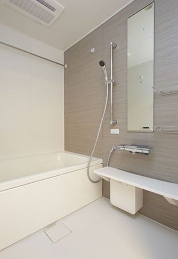 バス・シャワールーム　バス