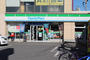 コンビニ　ファミリーマート 大在プラザ店（コンビニ）まで390m