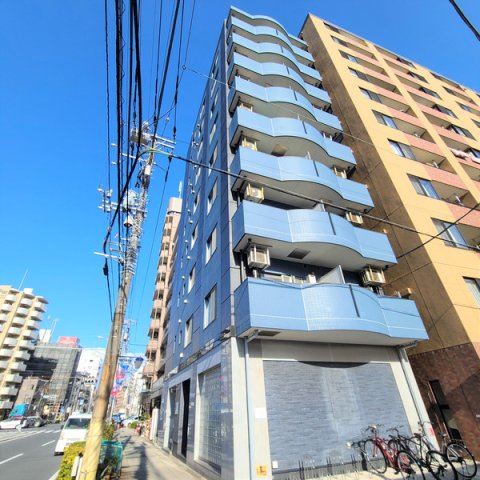 横浜市西区浅間町のマンションの建物外観
