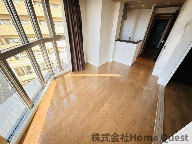 プレミアム菱屋西の居間写真