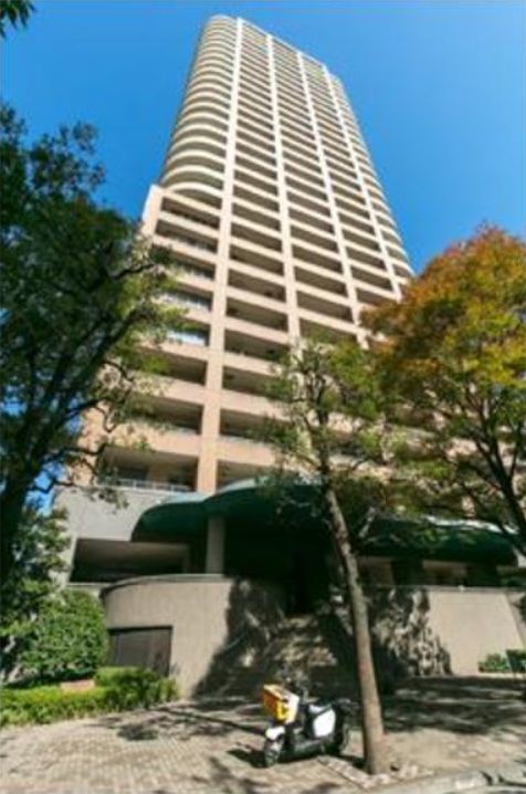 西早稲田パーク・タワーの建物外観